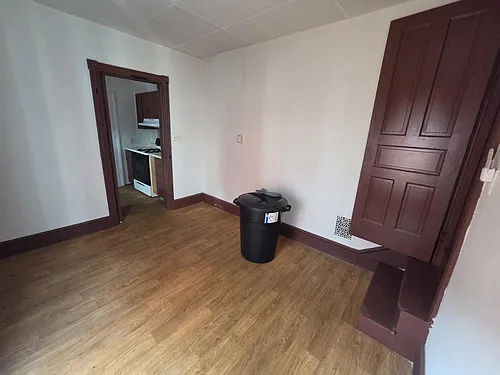 1134 Spring St #ST1 Photo 1