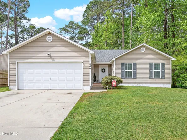 300 Parkwood Drive, Jacksonville, NC 28546