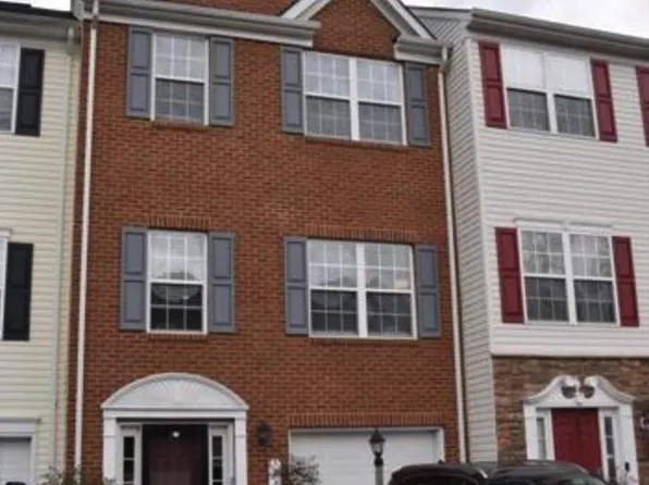 122 Compass Cv, Stafford, VA 22554