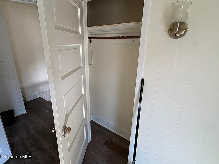 1201 Monroe Ave — Photo 13