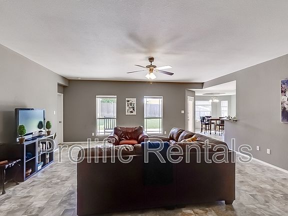 5th image of 5102 Screaming Eagle Cir