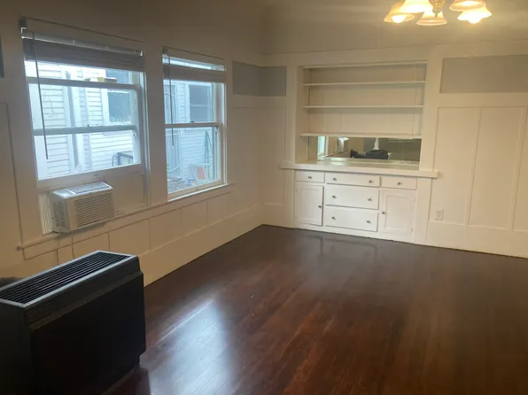 2215 N St APT A, Sacramento, CA 95816