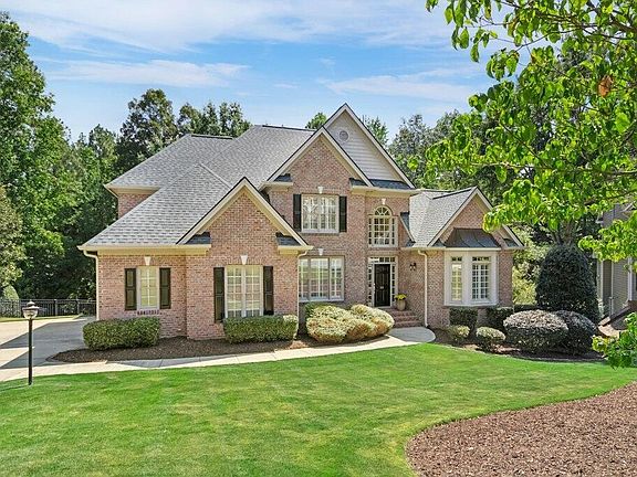 2nd image of 23 Butterfly Ct