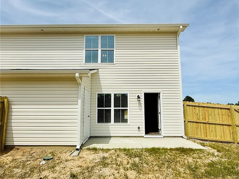 8107 King Rd — Photo 16