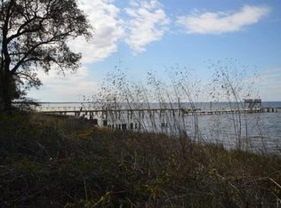 6226 East Bay Blvd, Gulf Breeze, FL 32563
