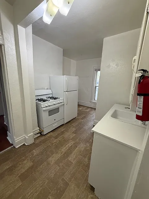 1 bed, 650 sqft, $800 — Photo 3