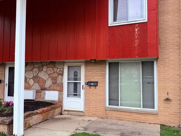 1255 E 279th St APT 3F, Euclid, OH 44132