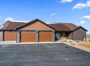 11078 Wagon Box Dr, Belle Fourche, SD 57717