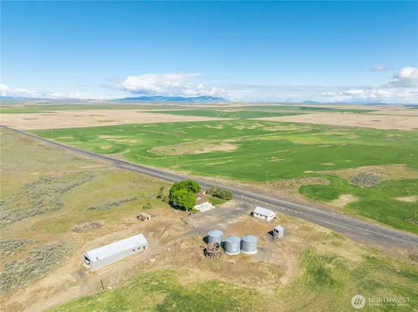 240 Road 14 NE, Mansfield, WA 98830