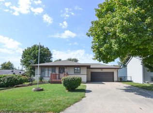 1724 9th St, Nevada, IA 50201