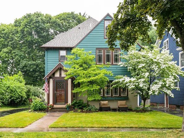 394 Rockingham St, Rochester, NY 14620