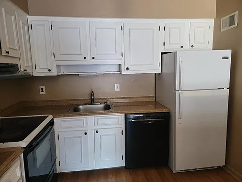 402 Whitpain Hls Photo 1