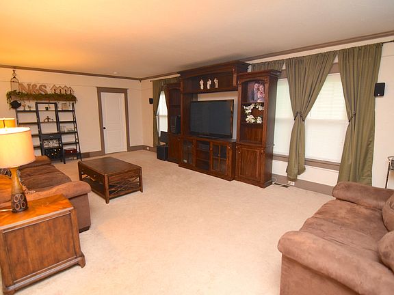Large family room makes the perfect space for entertaining friends and family
