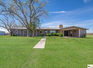 3330 Church Rd, La Vernia, TX 78121