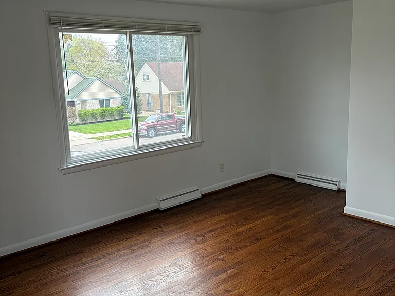 269 Crocker Blvd — Photo 7