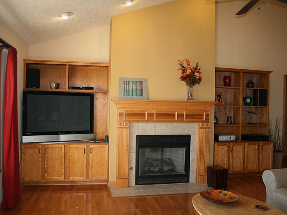 Living Room Gas Fireplace