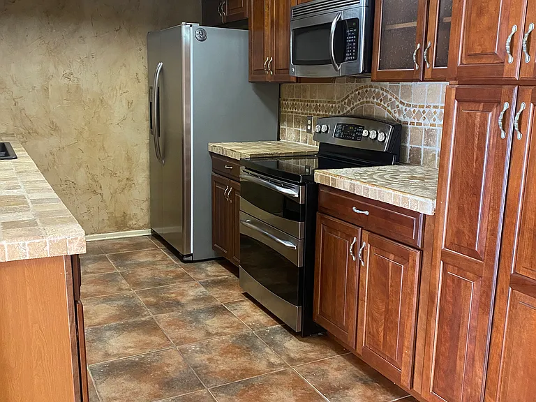 3121 Johnston St #121 — Photo 9