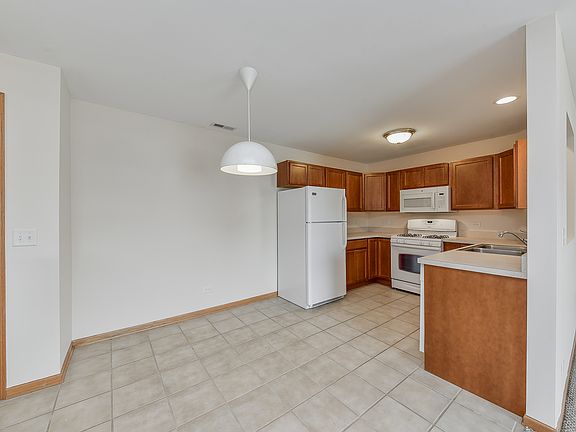 3rd image of 1370 Rock Run Dr 11 #11