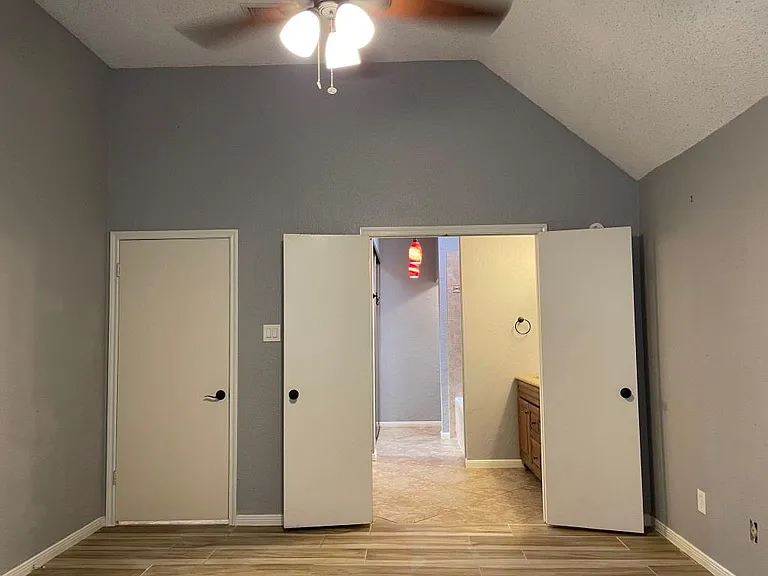 2910 Pioneer Pass — Photo 15