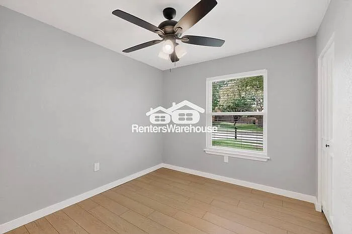 1408 Seely St — Photo 36