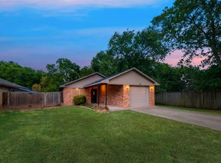 609 Houston St, Pottsboro, TX 75076