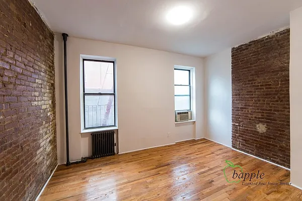 Rented by Bapple | media 8