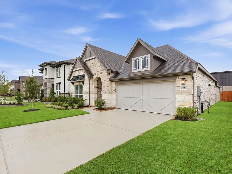2106 Villa Flora Ln — Photo 3