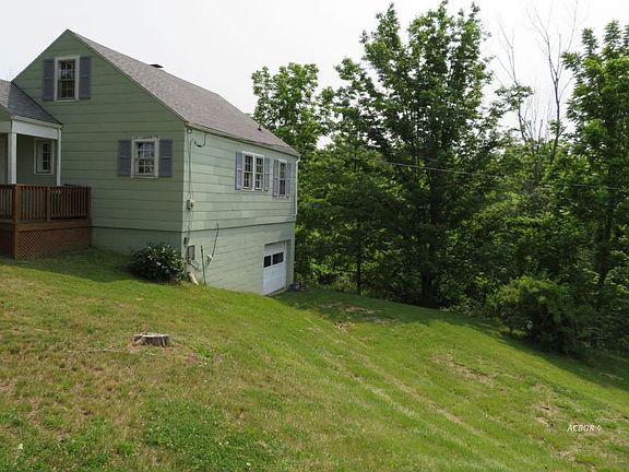 3rd image of 6250 Shelley Dr