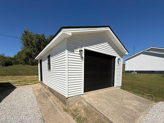 2nd image of 113 Lake Ridge Rd