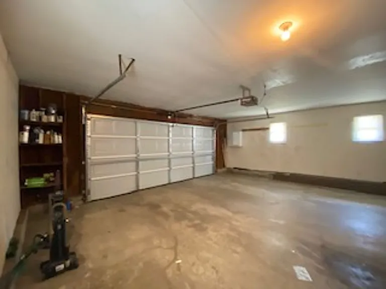 2637 Frances Ave — Photo 30