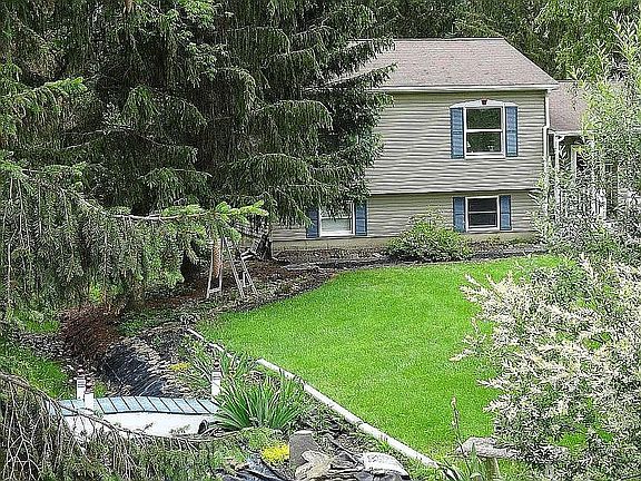 2nd image of 30 Hornbrook Rd