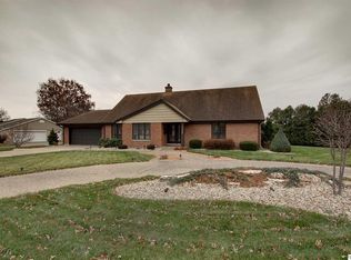 2300 N Wilmar Dr, Quincy, IL 62301