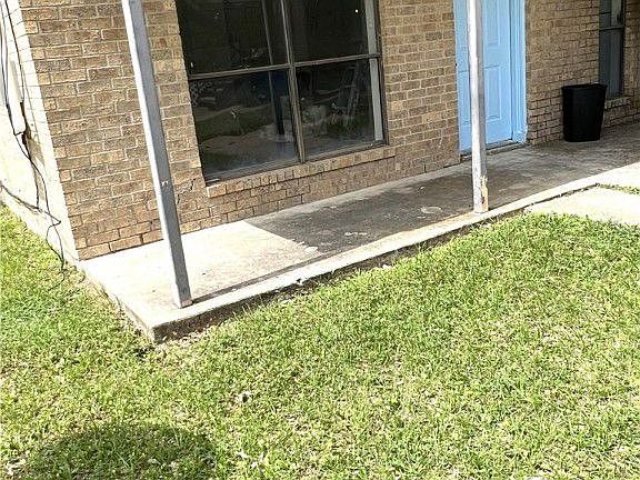 3rd image of 2400 Bandera Dr #A