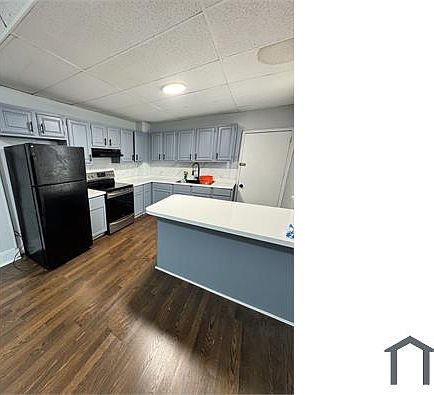 2nd image of 619 N Harrison St Room 1