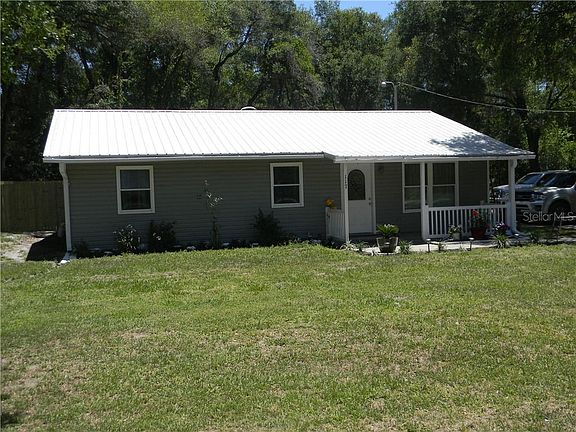 3rd image of 117 N Rosewood St
