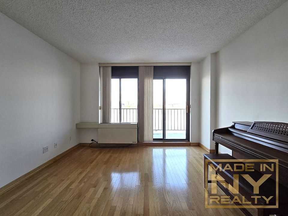 1st image of 2540 Shore Blvd APT 5N