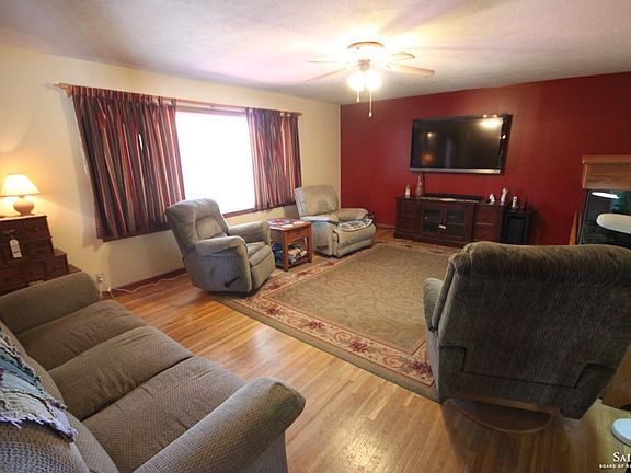 2nd image of 2024 Highland Ave