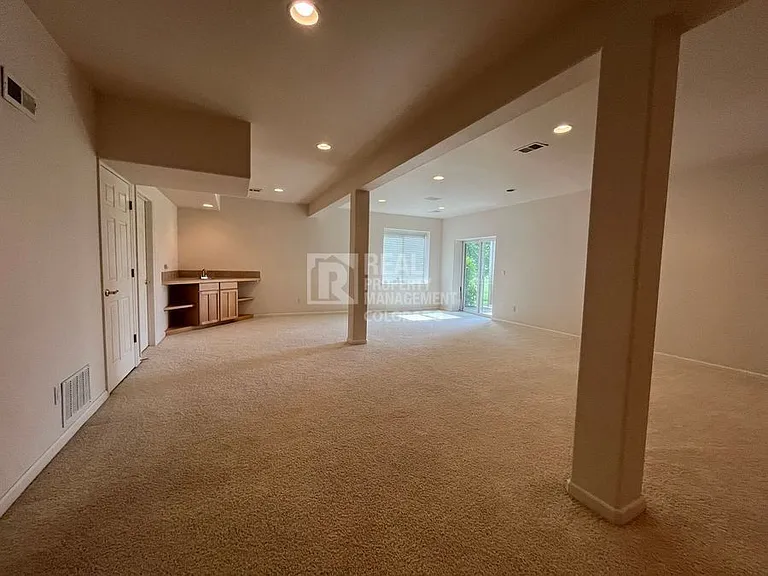857 Appleby Pl — Photo 11