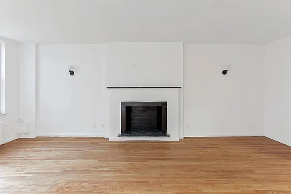 Rented by Cooper & Cooper Real Estate | media 14