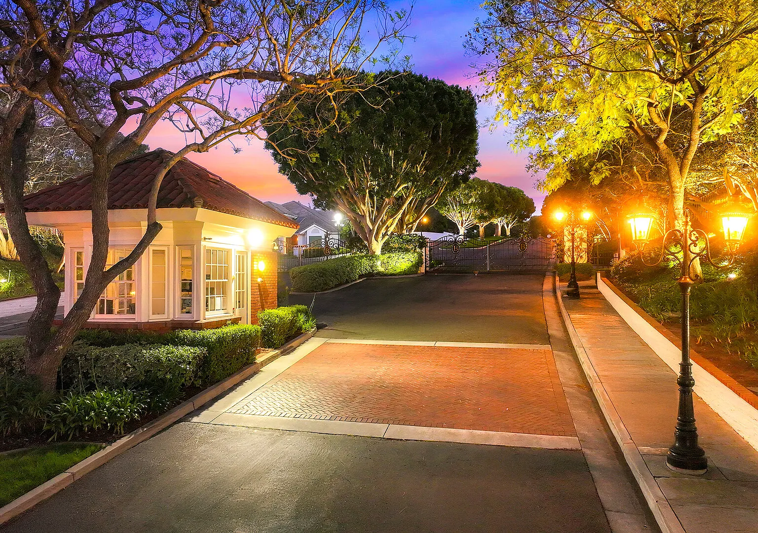 Luxury Newport Beach Living — Photo 4