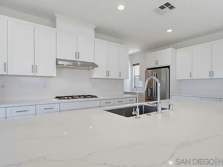 1124 Camino Levante — Photo 13