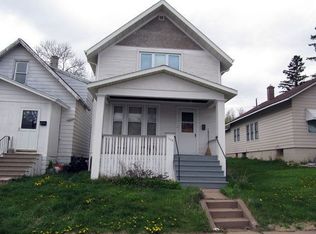 1119 E 9th St, Duluth, MN 55805