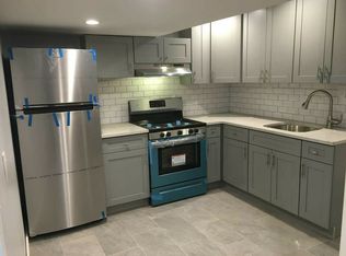 34-48 33rd St #A, Astoria, NY 11106