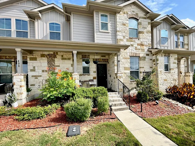 402 Crater Lake Dr — Photo 18