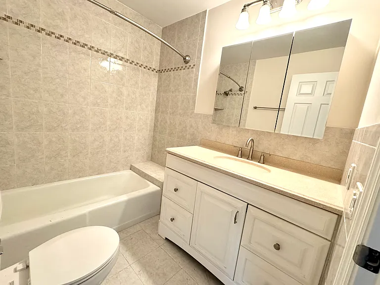 2565 Gary Cir — Photo 12