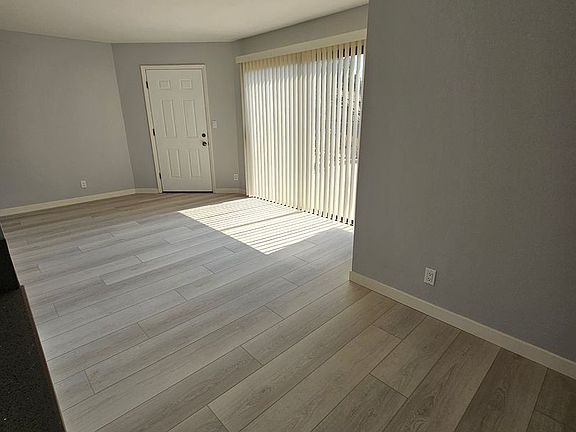 4th image of 3405 Marathon St APT 3