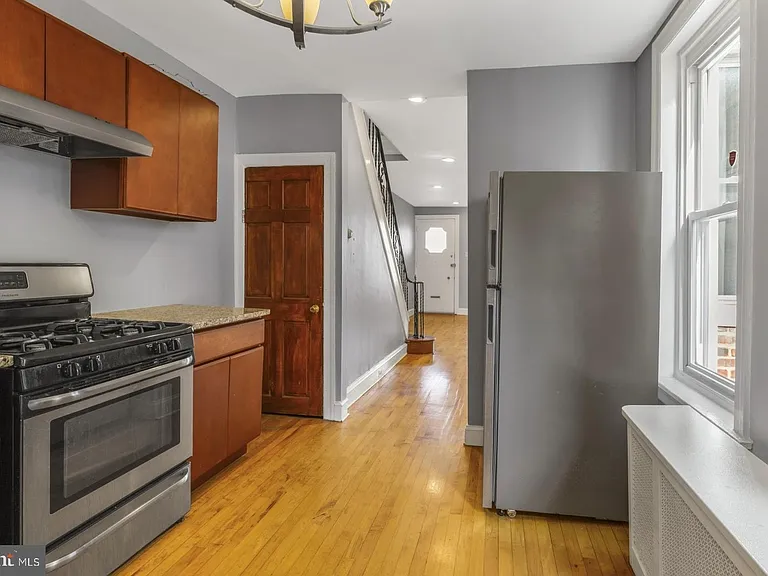 2803 Aramingo Ave — Photo 10