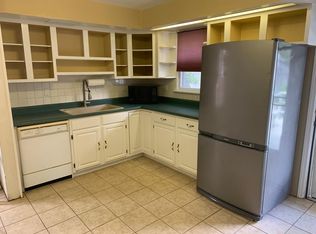 529 Saint Louis St #B, Edwardsville, IL