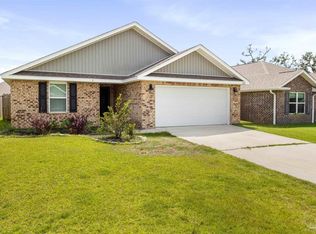 7487 Oak Lake Blvd, Pensacola, FL 32526