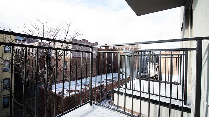 Rented by Nooklyn NYC LLC | media 75